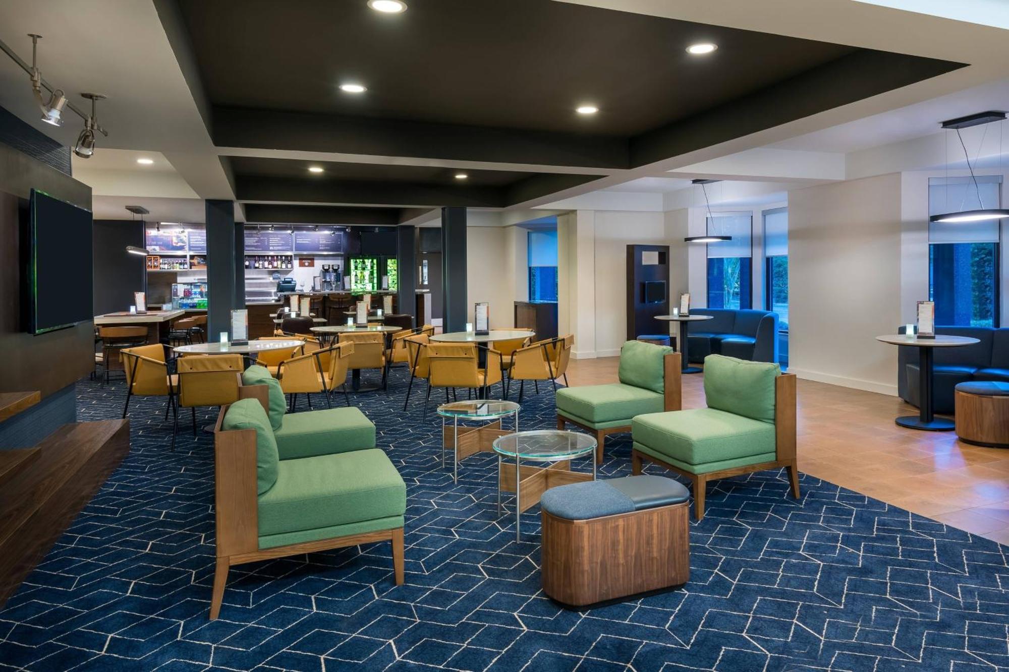 Courtyard Tallahassee North/I-10 Capital Circle Экстерьер фото