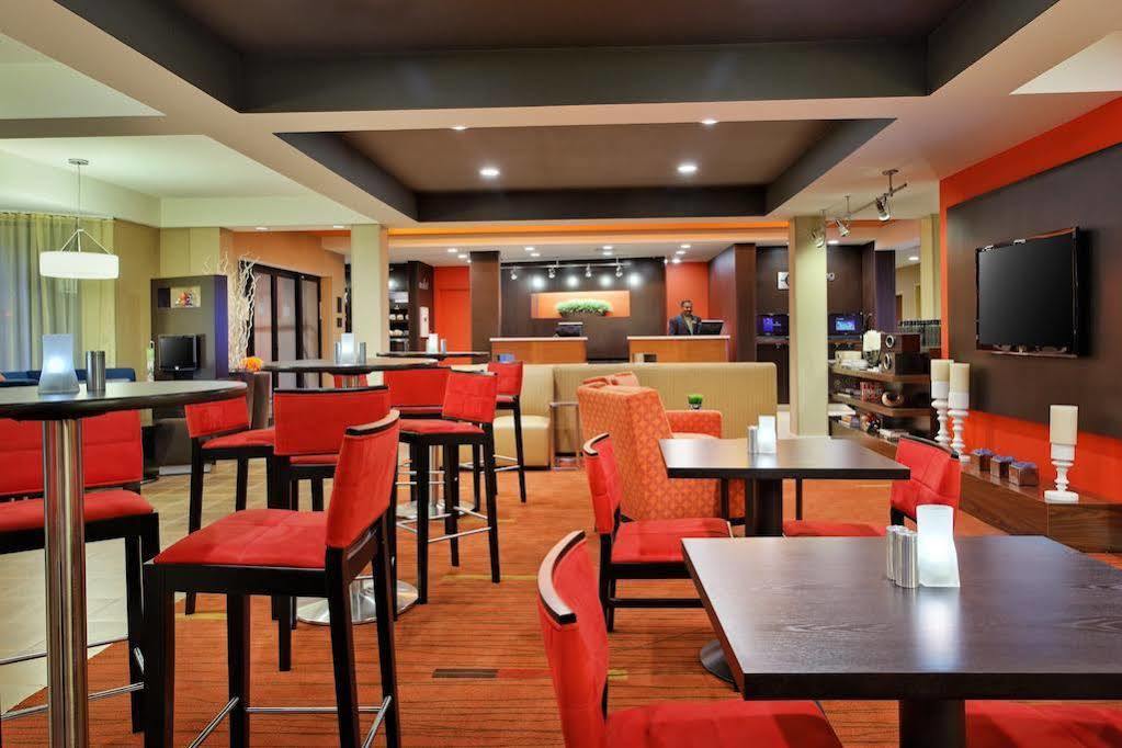 Courtyard Tallahassee North/I-10 Capital Circle Экстерьер фото