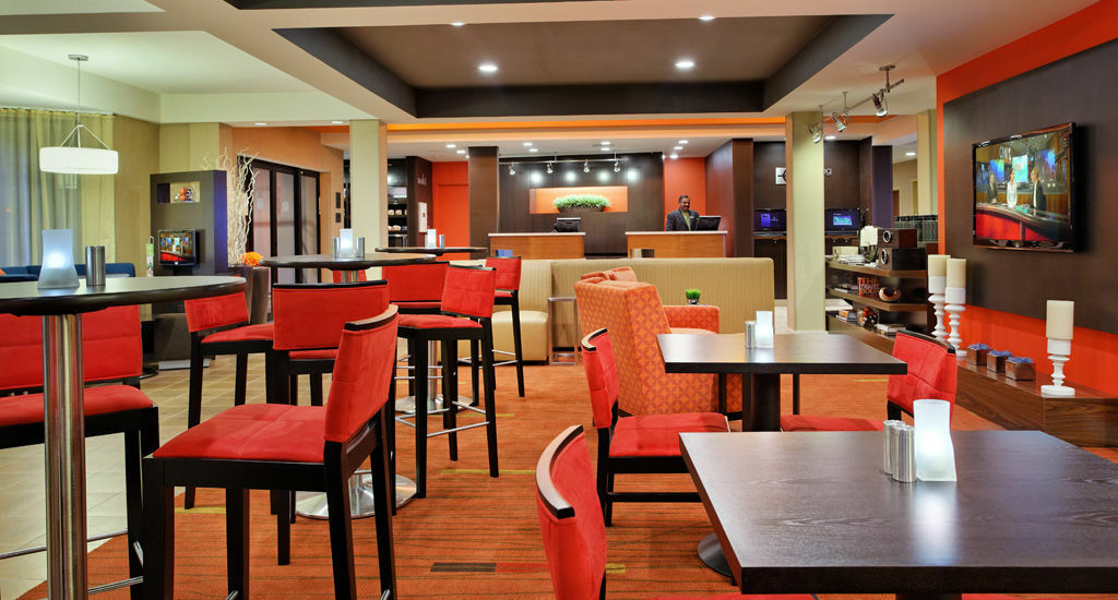 Courtyard Tallahassee North/I-10 Capital Circle Экстерьер фото
